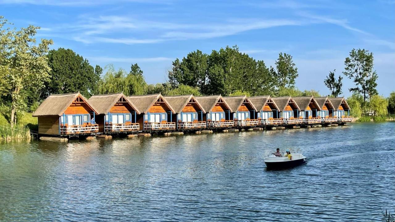 Hotel Zaga Zaga Sat Tecuci Zewnętrze zdjęcie