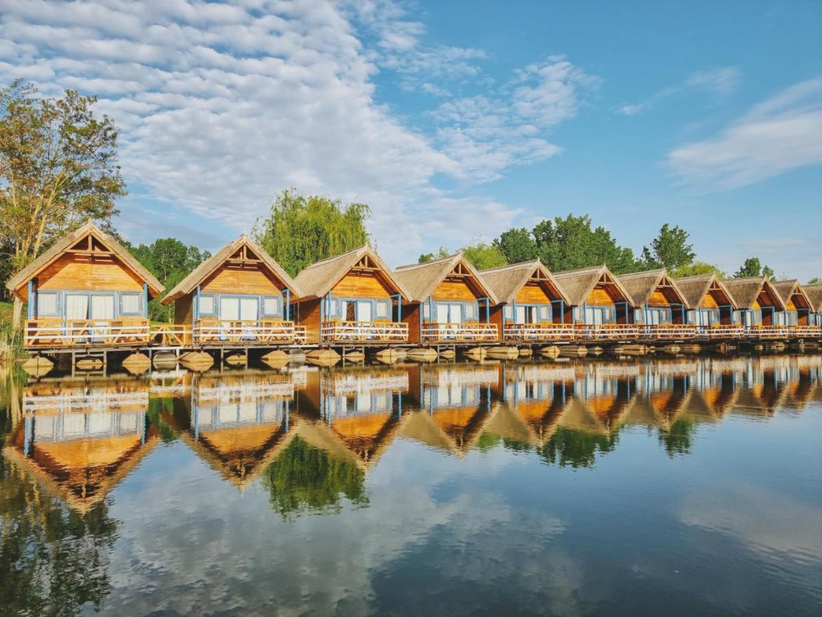Hotel Zaga Zaga Sat Tecuci Zewnętrze zdjęcie