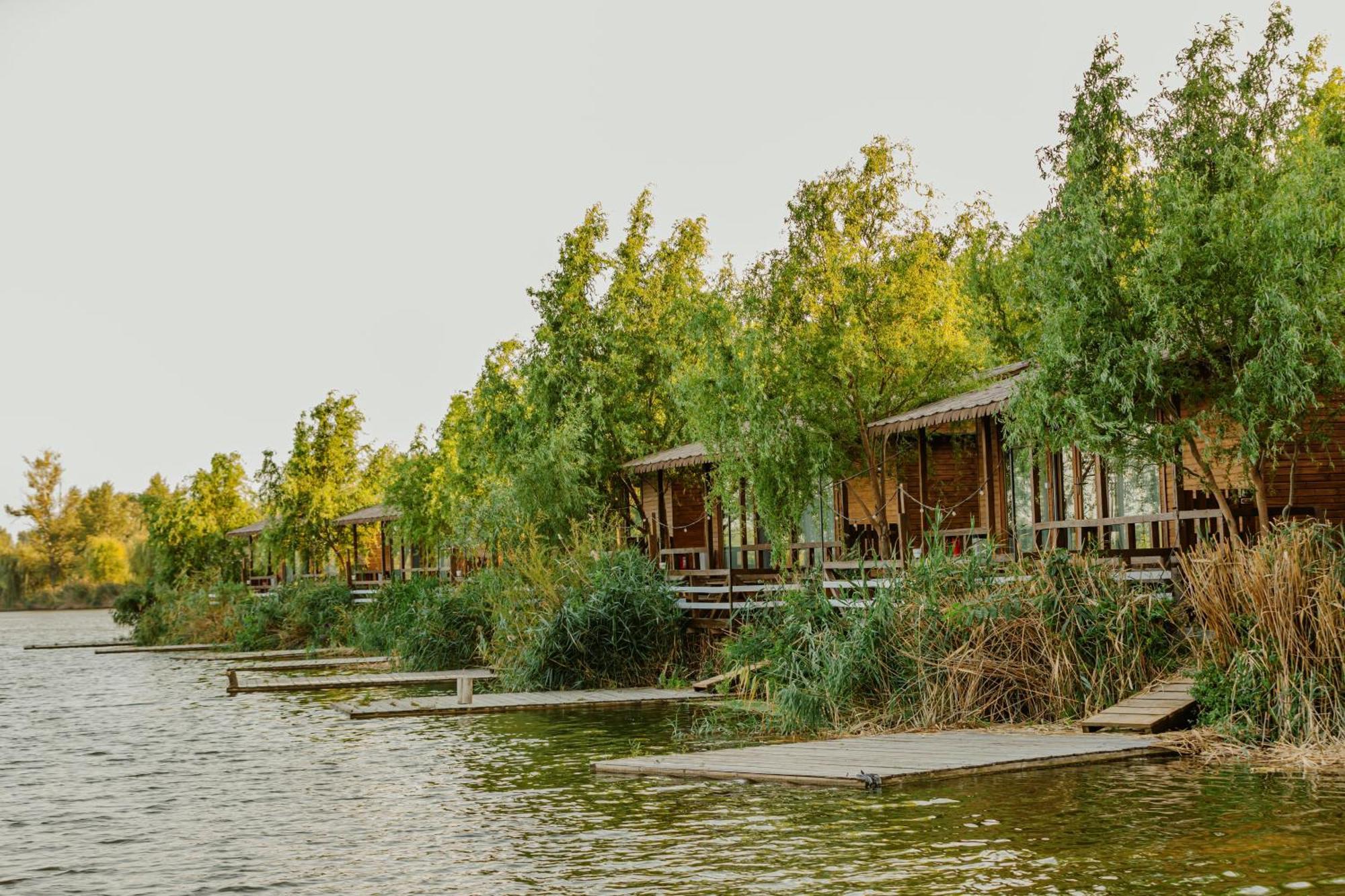 Hotel Zaga Zaga Sat Tecuci Zewnętrze zdjęcie